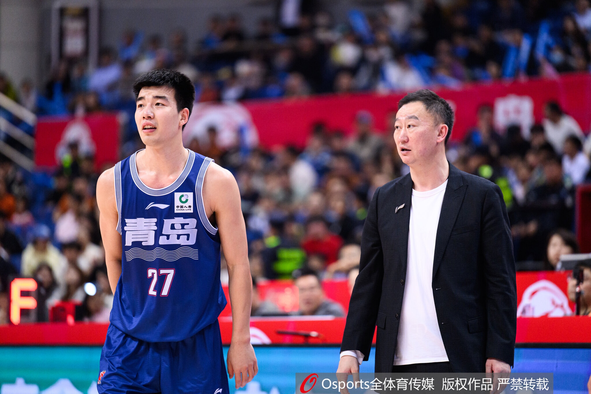 8868体育-媒体人：青岛核心球员近期亲人过世影响发挥 季后赛不能全靠外援